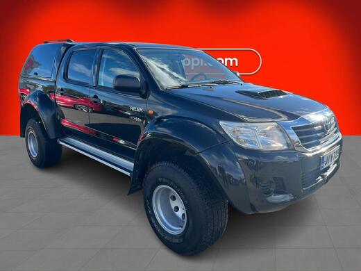 Toyota Hilux vaihtoauto