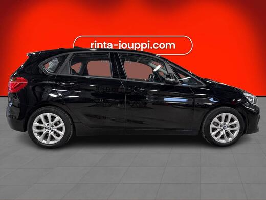BMW 225 vaihtoauto