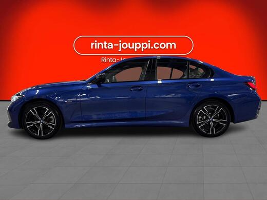 BMW 330 vaihtoauto