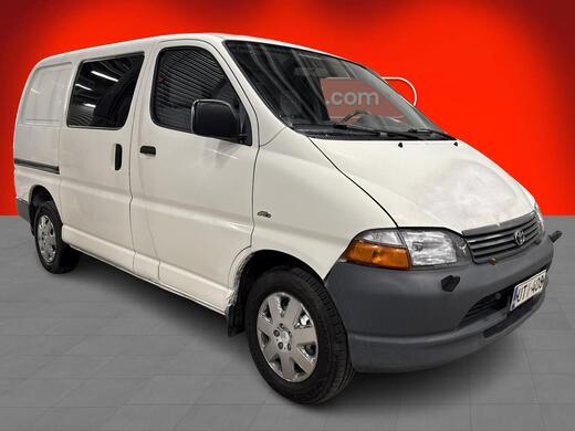 Toyota Hiace vaihtoauto
