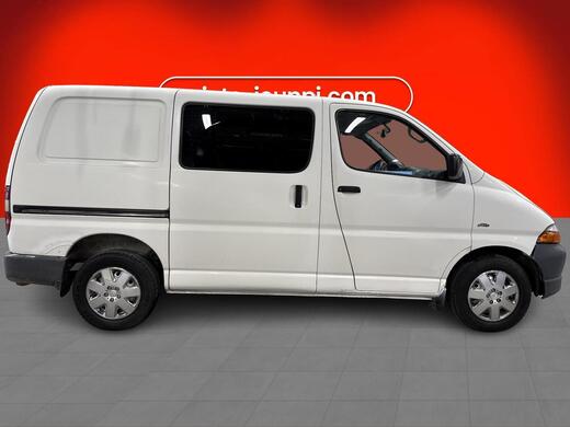 Toyota Hiace vaihtoauto