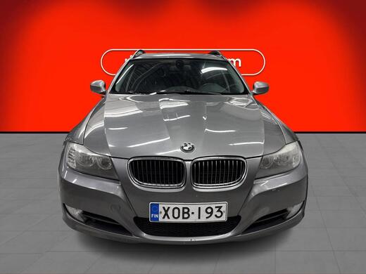 BMW 330 vaihtoauto