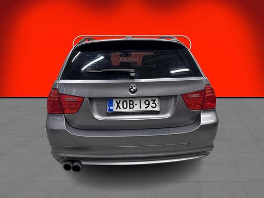BMW 330 vaihtoauto