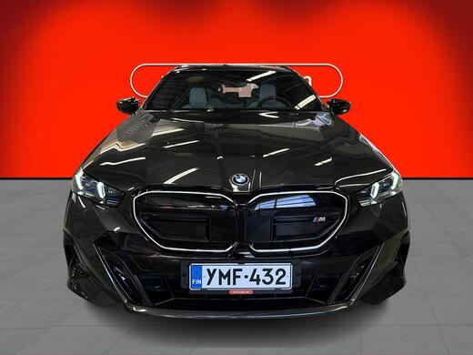 BMW i5 M60 vaihtoauto