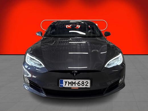 Tesla Model S vaihtoauto