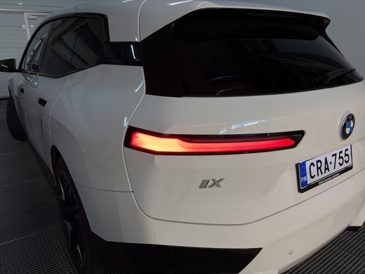 BMW iX vaihtoauto
