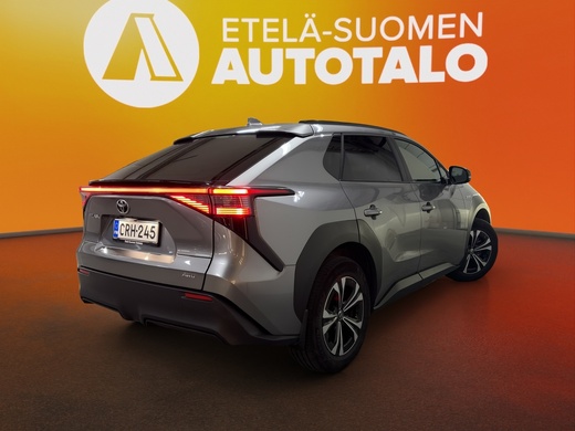 Toyota bZ4X vaihtoauto