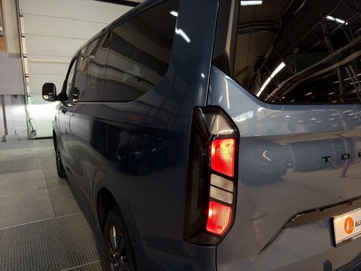 Ford Tourneo Custom vaihtoauto