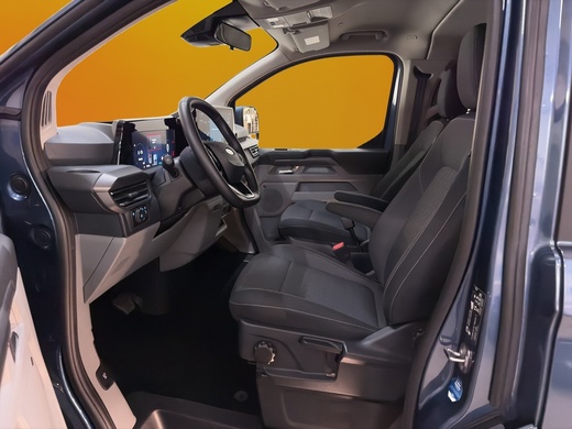 Ford Tourneo Custom vaihtoauto