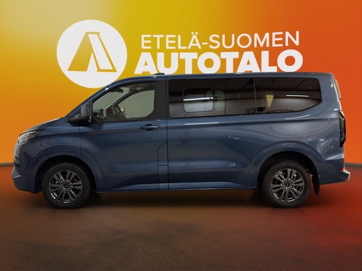 Ford Tourneo Custom vaihtoauto