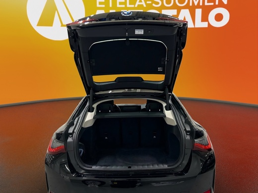 BMW i4 vaihtoauto
