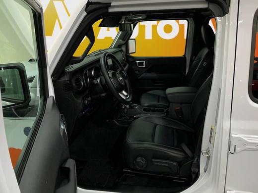 Jeep Wrangler vaihtoauto