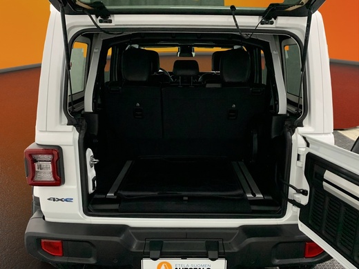 Jeep Wrangler vaihtoauto