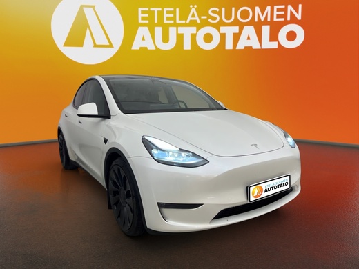 Tesla Model Y vaihtoauto