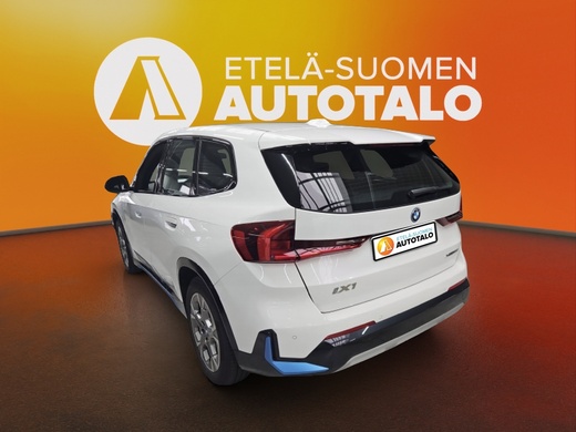 BMW iX1 vaihtoauto