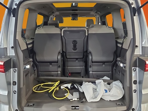 Volkswagen Multivan vaihtoauto