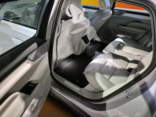 Volvo ES90 vaihtoauto