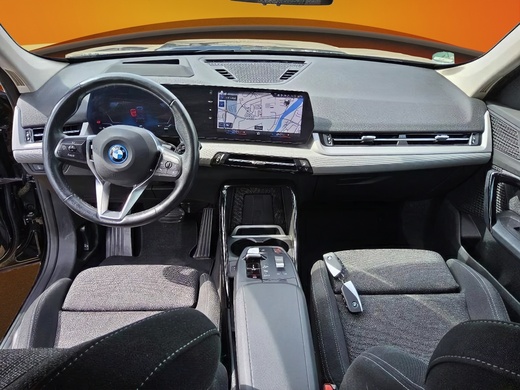 BMW iX1 vaihtoauto