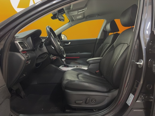 Kia Optima vaihtoauto