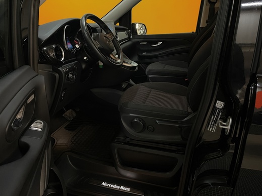 Mercedes-Benz EQV vaihtoauto