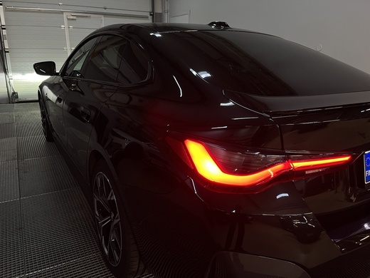 BMW i4 vaihtoauto