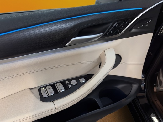 BMW iX3 vaihtoauto