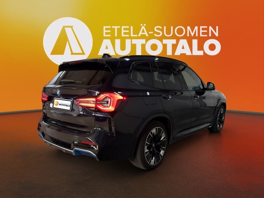 BMW iX3 vaihtoauto
