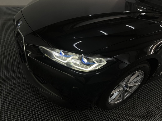 BMW i4 vaihtoauto