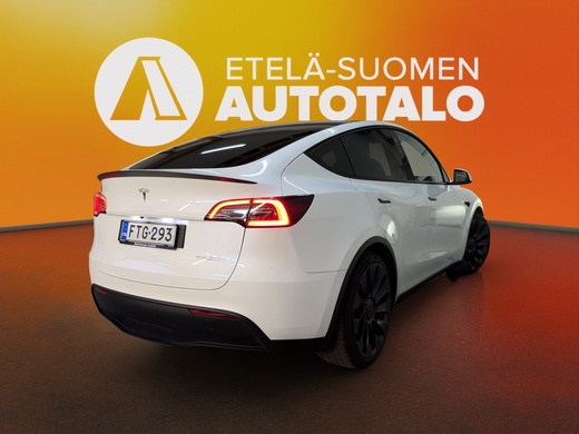 Tesla Model Y vaihtoauto