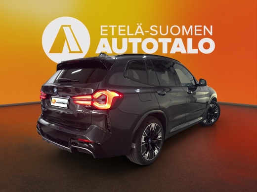 BMW iX3 vaihtoauto