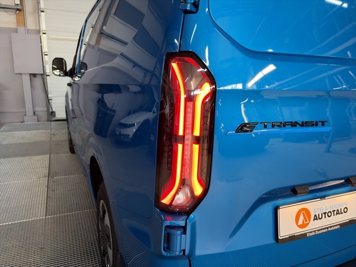 Ford Transit Custom vaihtoauto