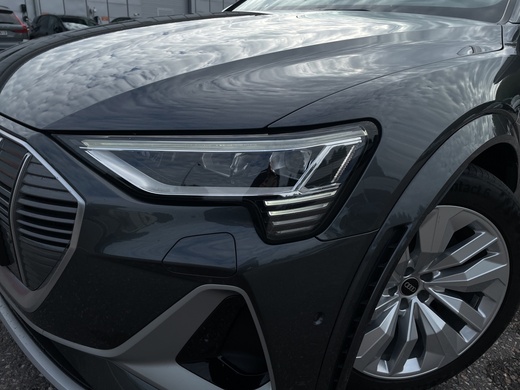 Audi e-tron vaihtoauto