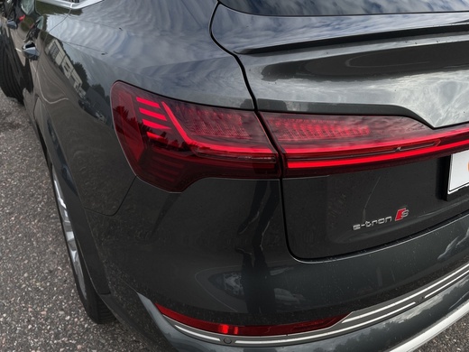 Audi e-tron vaihtoauto