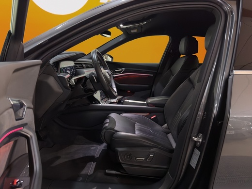 Audi e-tron vaihtoauto