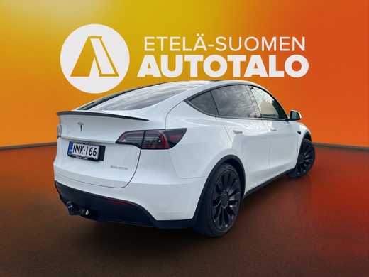 Tesla Model Y vaihtoauto
