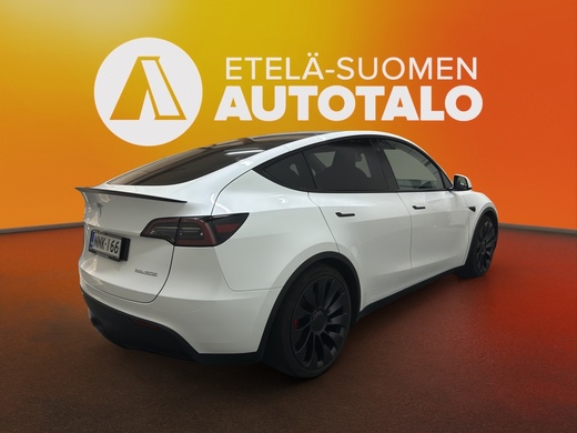 Tesla Model Y vaihtoauto