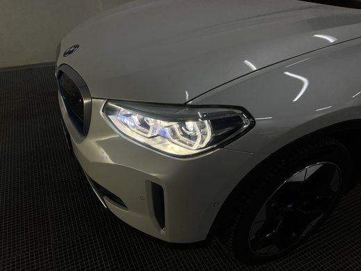 BMW iX3 vaihtoauto