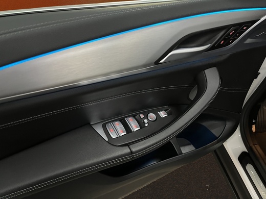 BMW iX3 vaihtoauto