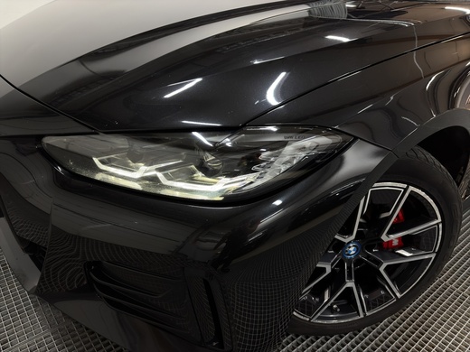 BMW i4 vaihtoauto