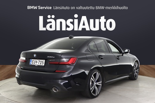 BMW 330 vaihtoauto