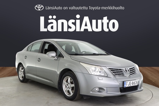 Toyota Avensis vaihtoauto