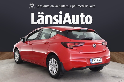 Opel Astra vaihtoauto
