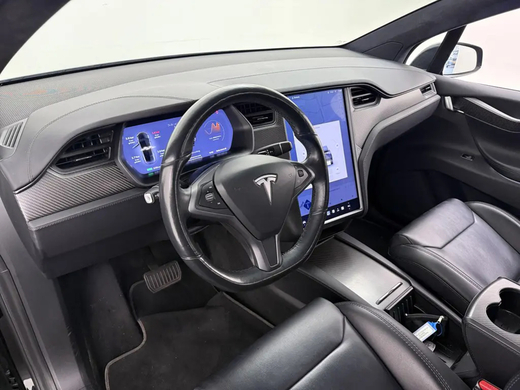 Tesla Model X vaihtoauto