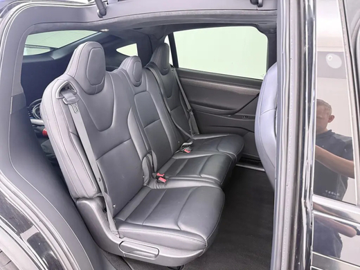 Tesla Model X vaihtoauto