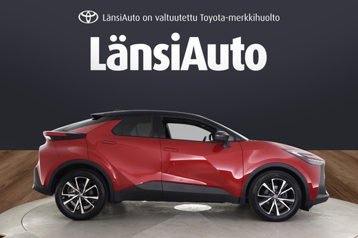 Toyota C-HR vaihtoauto