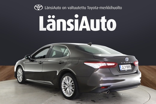 Toyota Camry vaihtoauto
