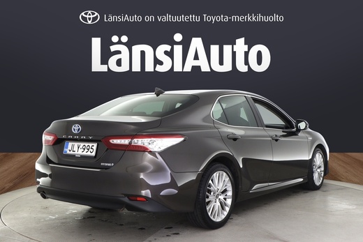 Toyota Camry vaihtoauto