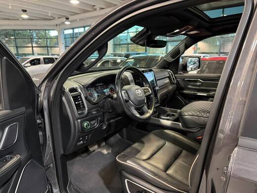 Dodge Ram vaihtoauto