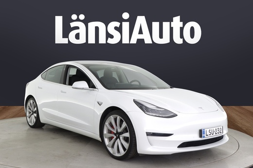 Tesla Model 3 vaihtoauto