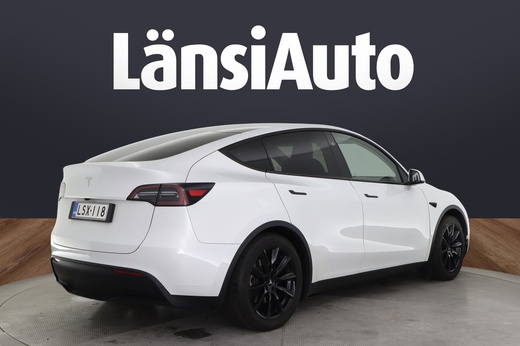 Tesla Model Y vaihtoauto
